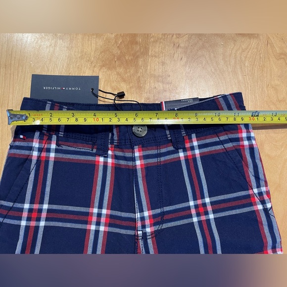 NWT Tommy Hilfiger shorts boys size8 - Picture 5 of 7